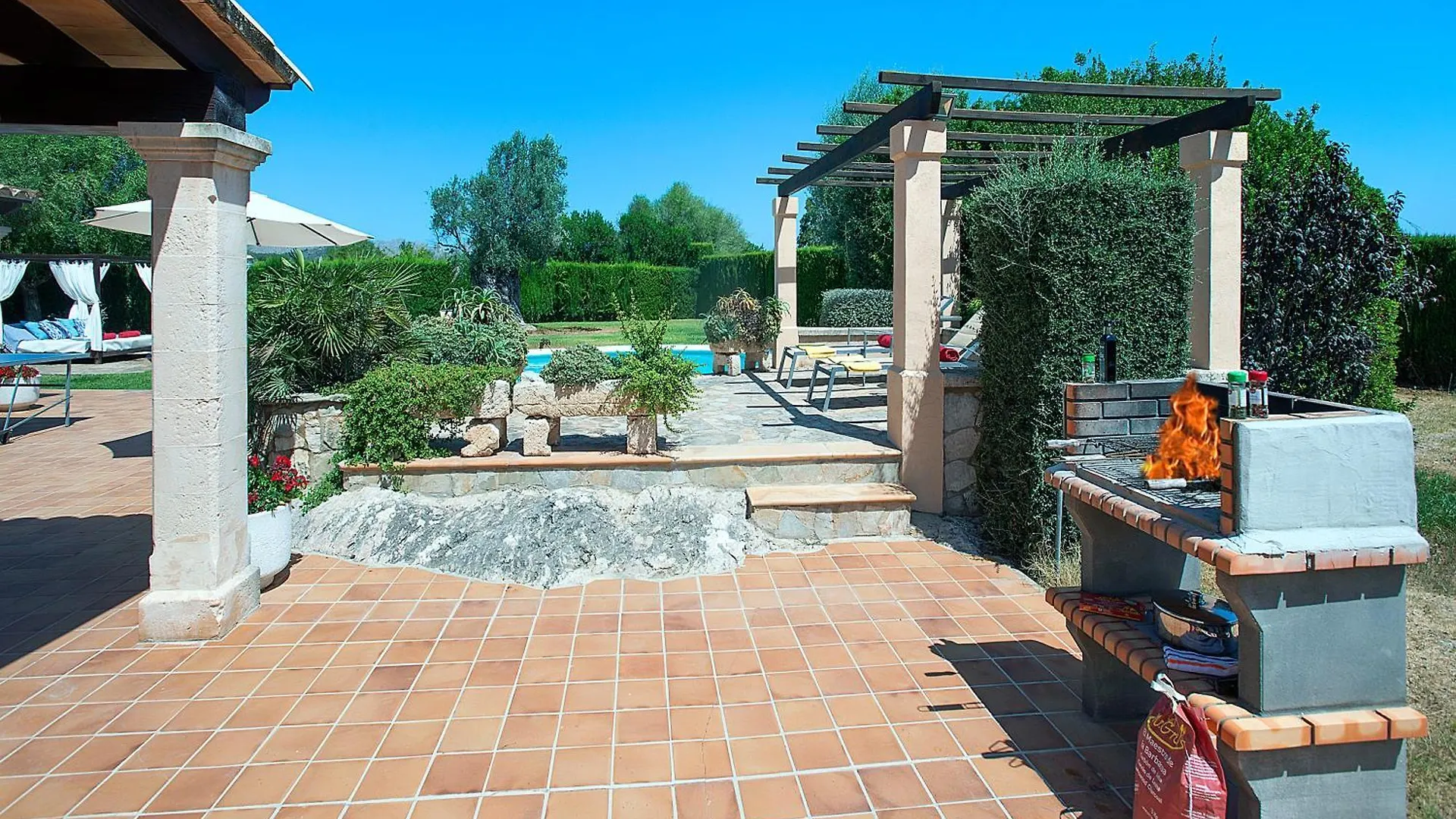 Owl Booking Villa Tia - Exclusive Holidays Port de Pollenca Spain